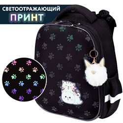 Ранец BRAUBERG LUMINOUS, 2 отделения, с брелоком, "Paws", СВЕТЯЩИЙСЯ РИСУНОК, 38х29х16 см, 271366 - фото 11555316